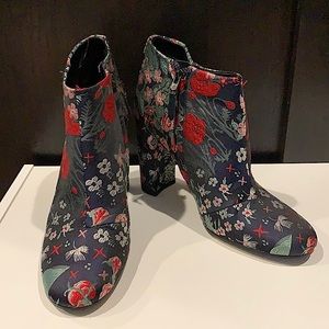 Sam Edelman Floral Booties, Size 8